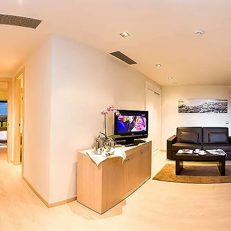Otel Cristina By Tigotan Palmas - Adults Only